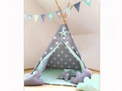 Tipi mit Decke